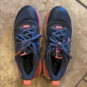 Adidas Supernova Trail W’s 7.5
